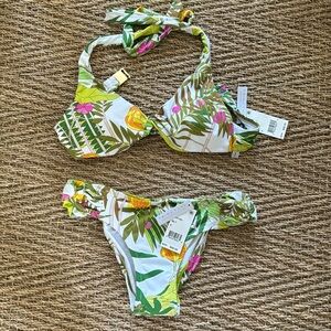 Trina Turk 2 piece, all tags & hygienic liner. Super cute pattern and style!